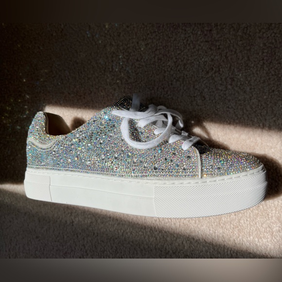 Stunning Betsey Johnson silver sequin sneakers for women size 9.5. - Picture 8 of 9